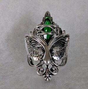 STATEMENT RING. MARDI GRA MASK. CRYSTAL.